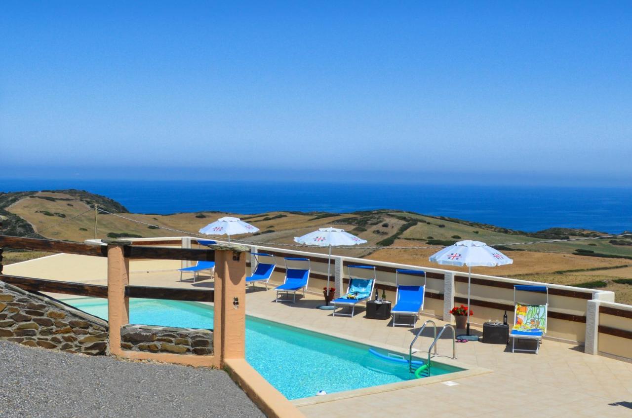 Agriturismo Finagliosu Palmadula ภายนอก รูปภาพ