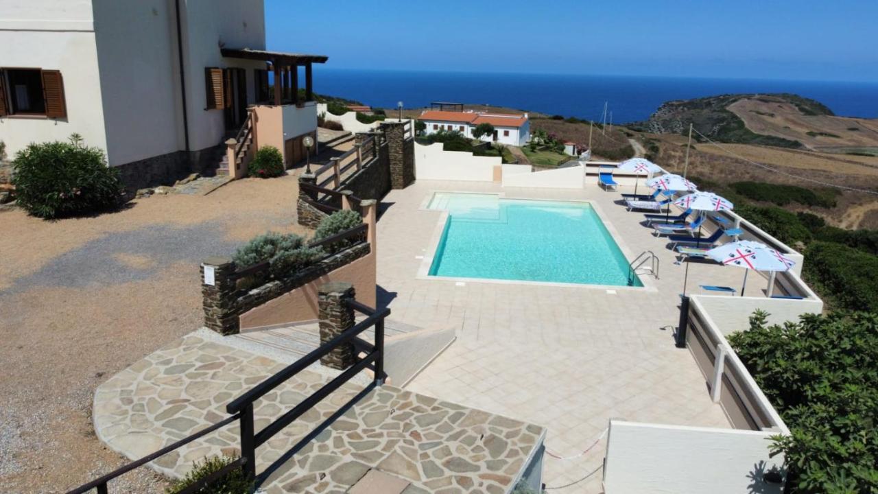 Agriturismo Finagliosu Palmadula ภายนอก รูปภาพ