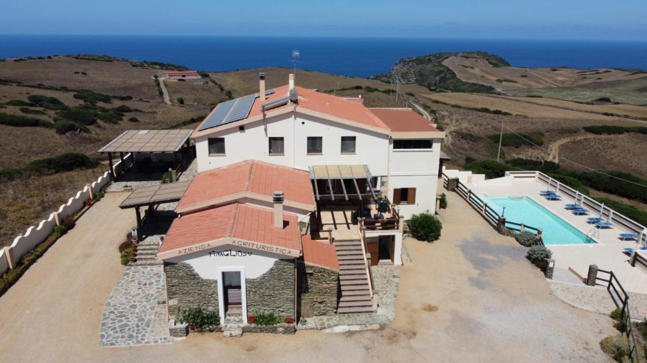 Agriturismo Finagliosu Palmadula ภายนอก รูปภาพ